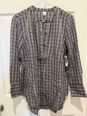 Old Navy Gray and Black Plaid Tunic with Pink Stripe